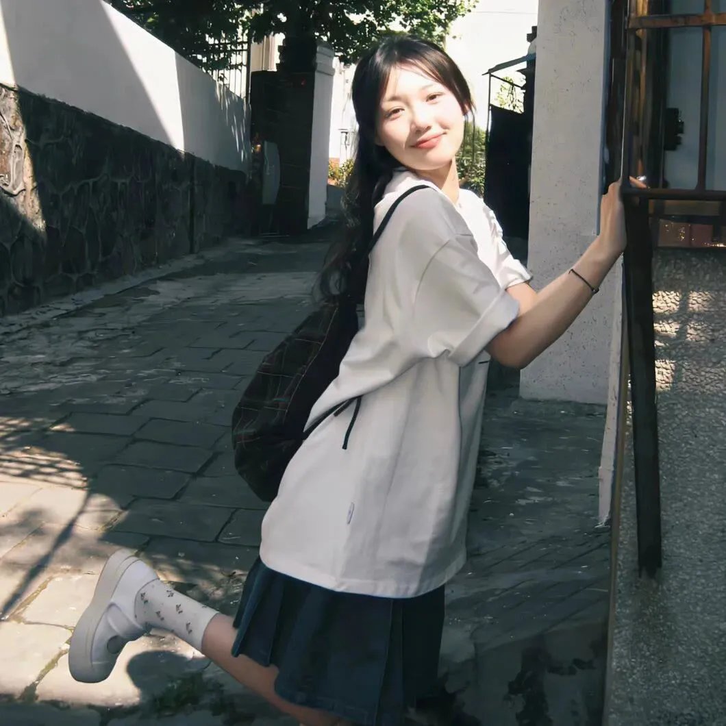 我的恐怖女友海报